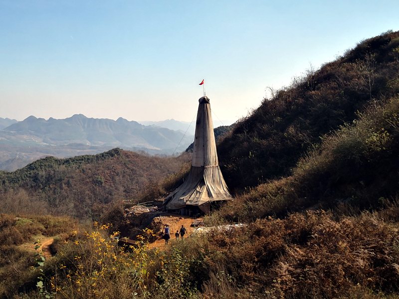 再出發(fā)，亮巖